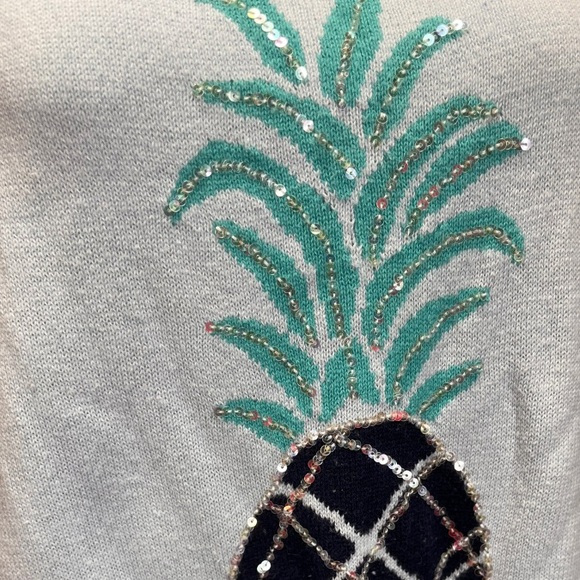 Lilly Pulitzer Roselle pineapple sequins sweater size medium - Picture 3 of 7